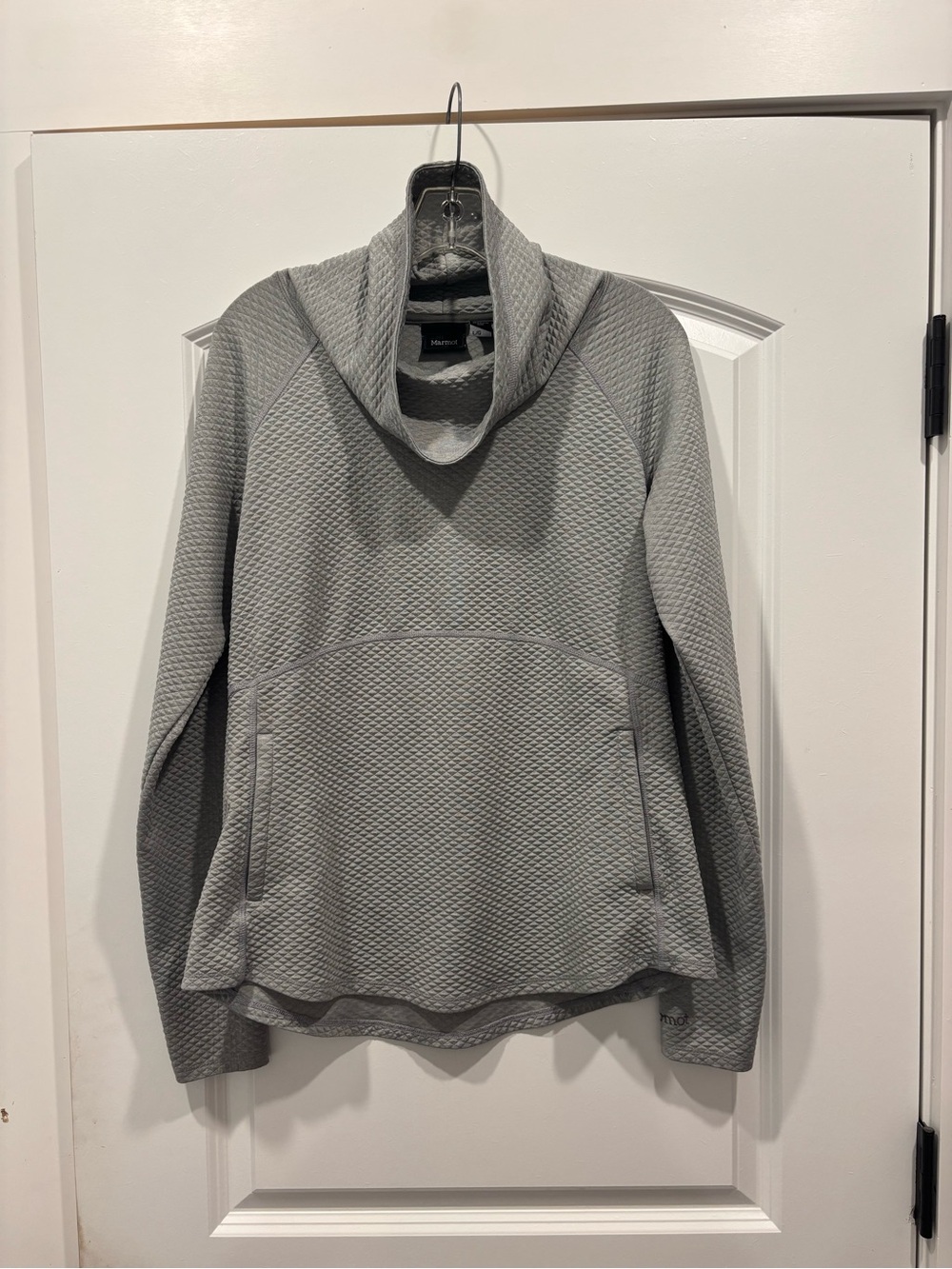 Marmot Light Gray Quilted Hooded Pullover